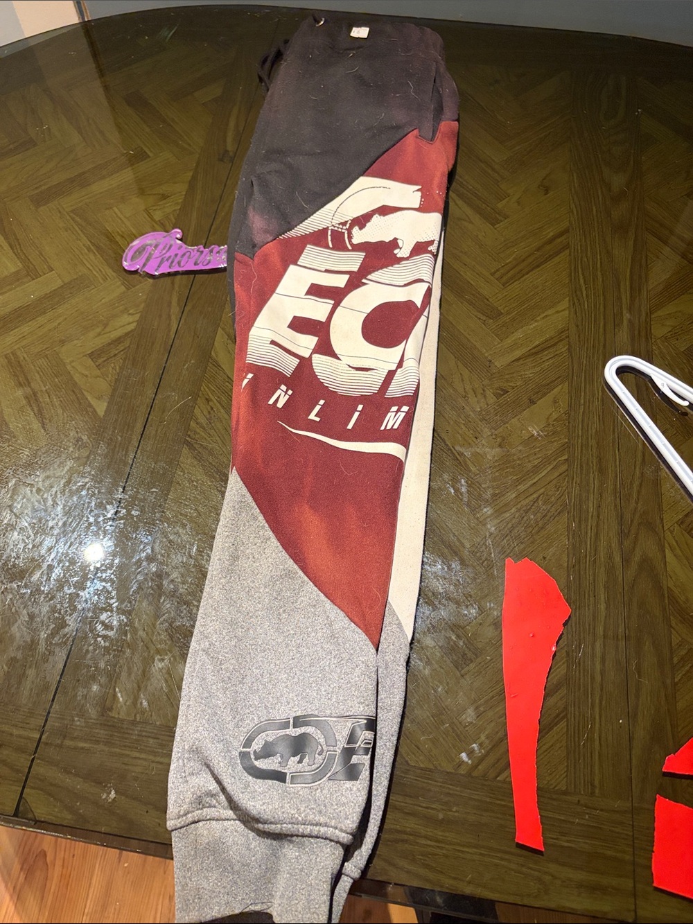 Ecko Unlimited Red Burgundy Black Gray Colorblock Joggers